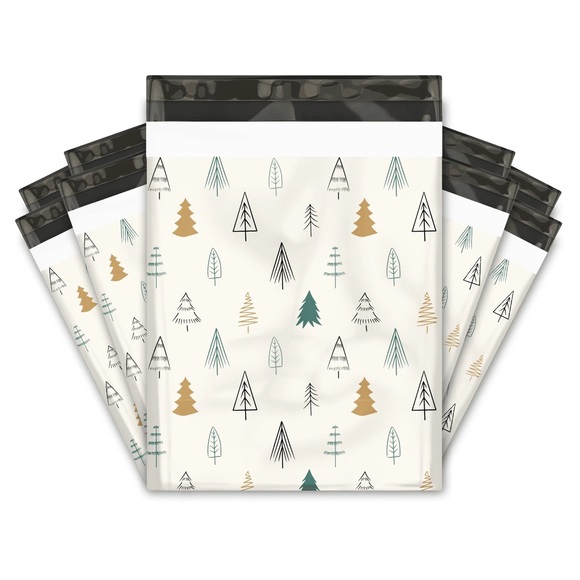 Very Merry 40 Pack 10x13 Poly Mailers Shipping Envelopes PRICE IS… - Picture 3 of 6